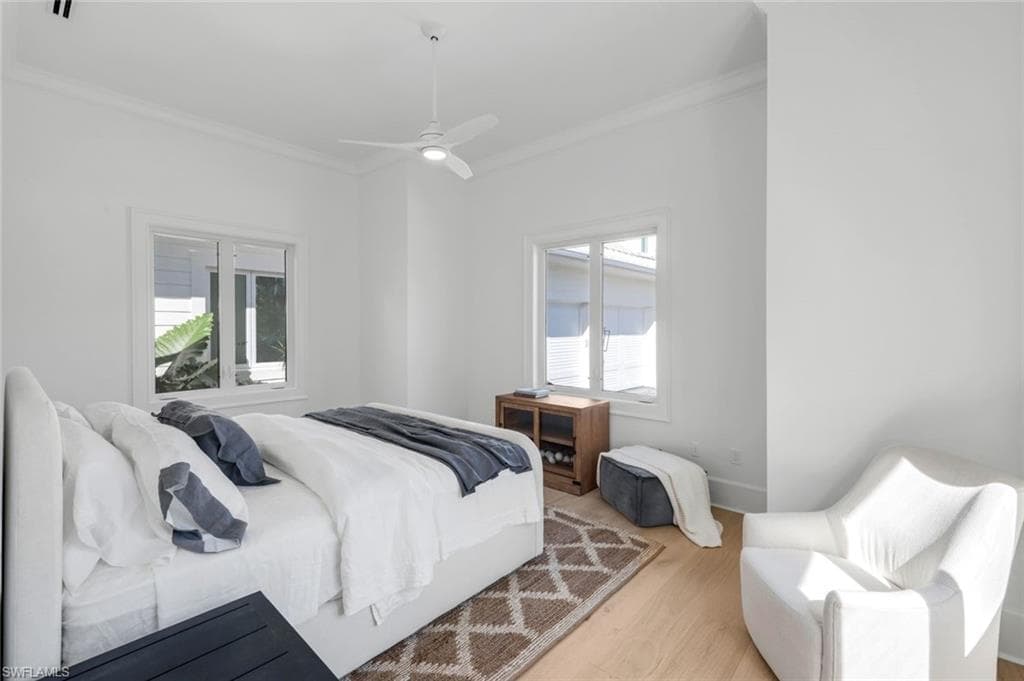 3136 Ravenna AVE, NAPLES FL 34120-36