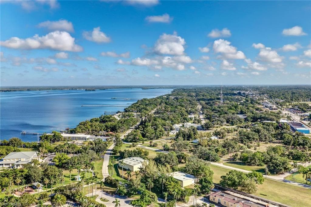 3000 Oasis Grand BLVD # 3006, FORT MYERS FL 33916-21