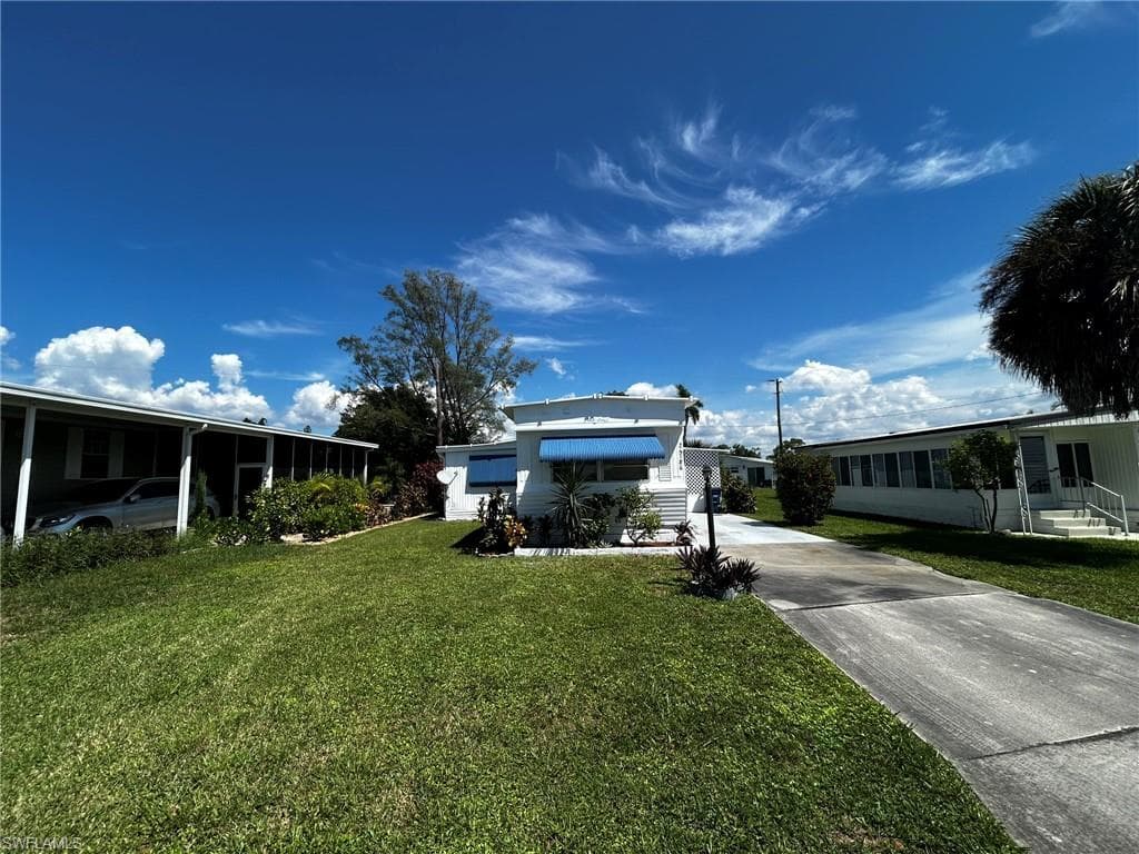 26186 Princess LN, BONITA SPRINGS FL 34135-1
