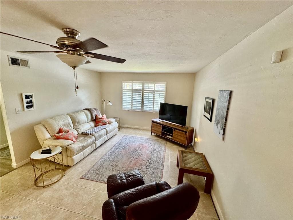 5709 Harbour Club RD, FORT MYERS FL 33919-9