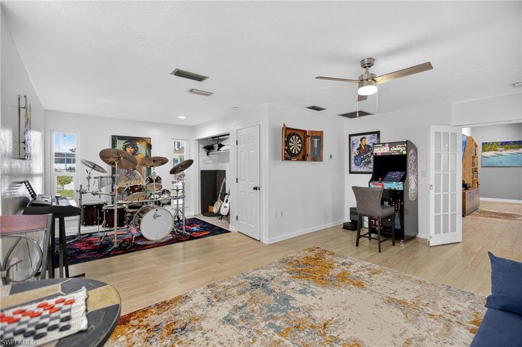 1549 Braeburn RD, FORT MYERS FL 33919-5