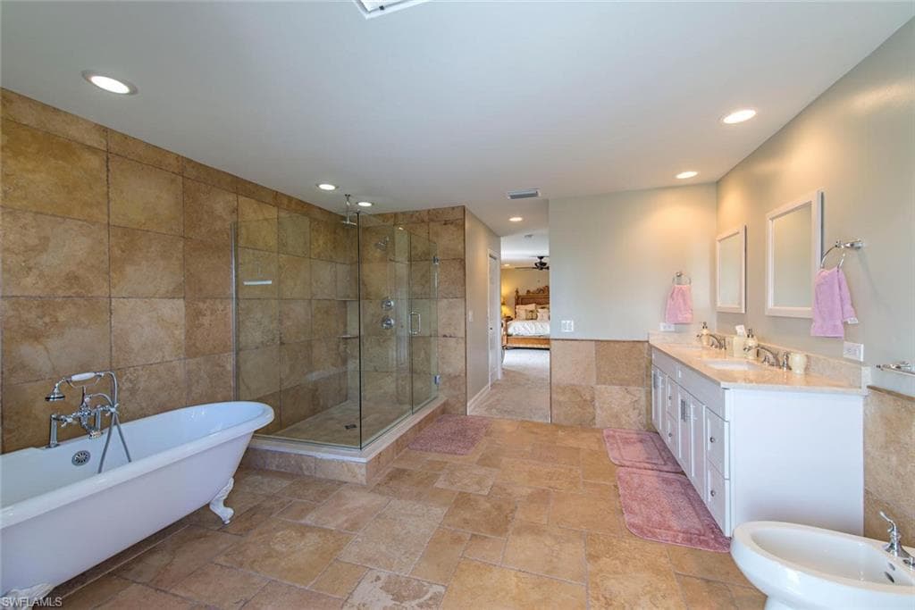 496 Flamingo AVE, NAPLES FL 34108-7