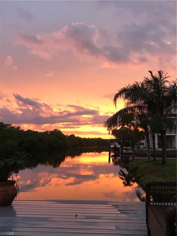 1277 Grand Canal DR, NAPLES FL 34110-22