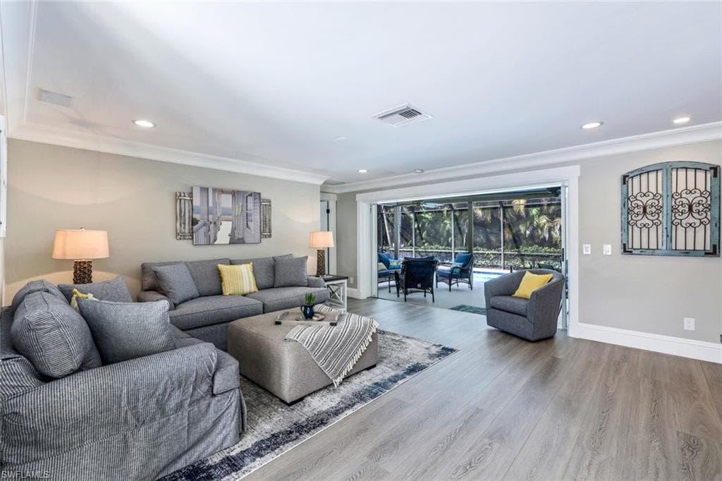 723 Willowhead DR-2