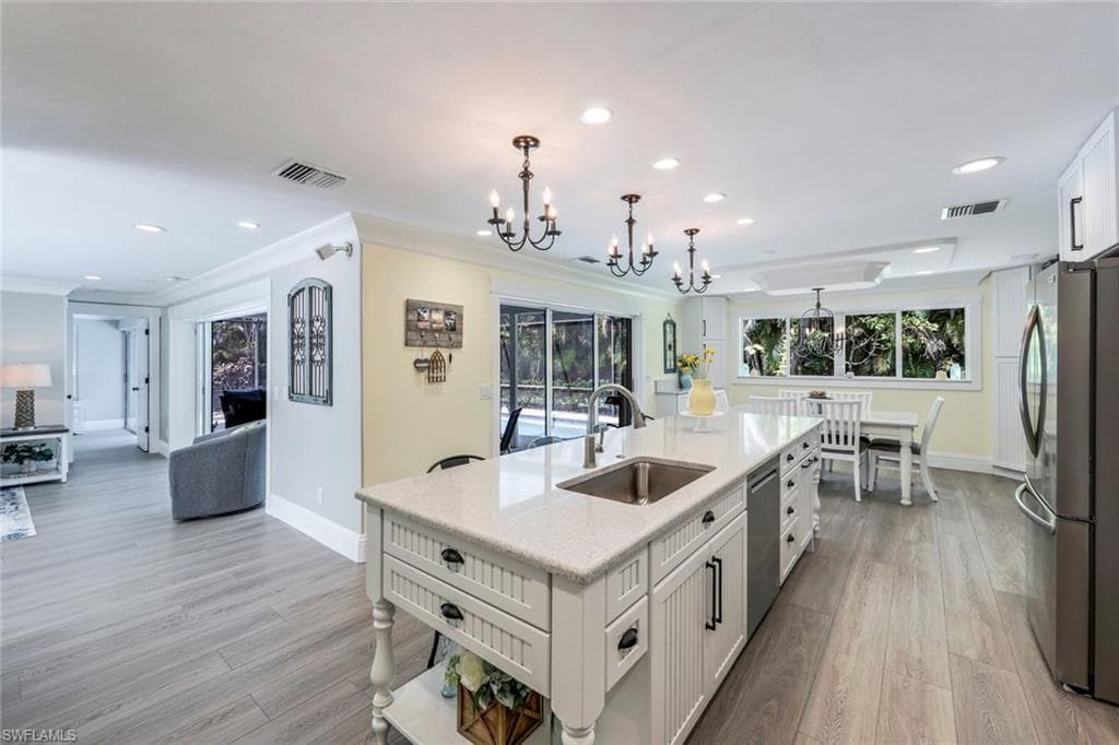 723 Willowhead DR-9