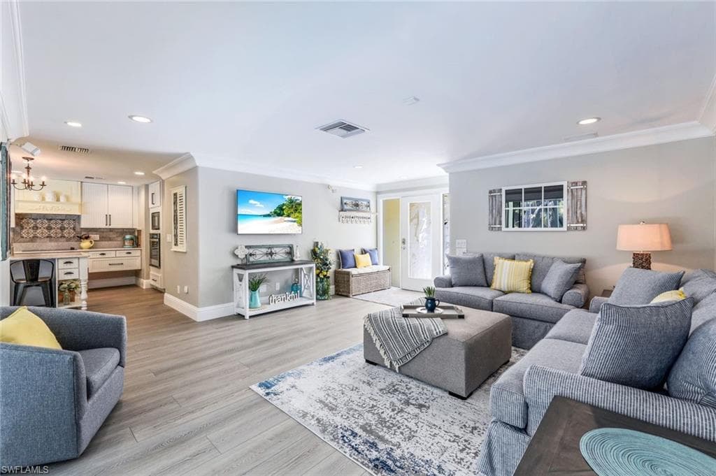 723 Willowhead DR-3
