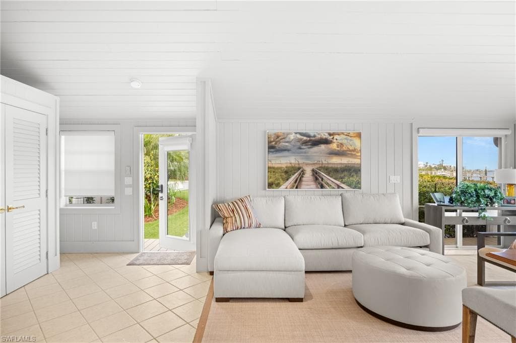 15735/737 Captiva DR, CAPTIVA FL 33924-37