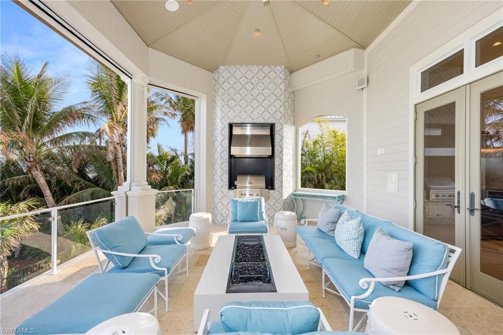 15735/737 Captiva DR, CAPTIVA FL 33924-18