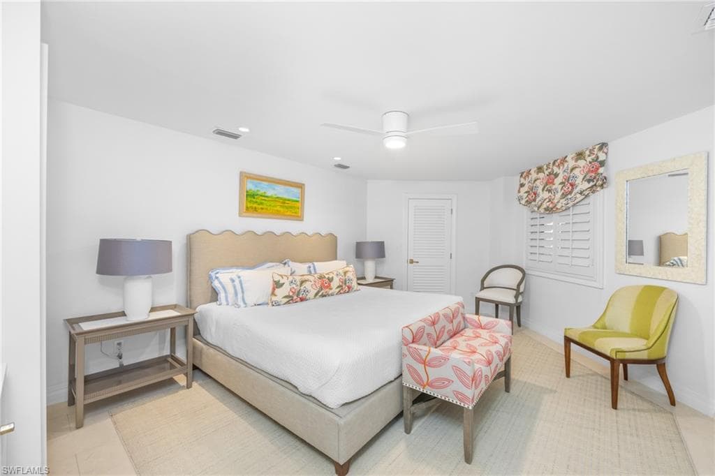 15735/737 Captiva DR, CAPTIVA FL 33924-32