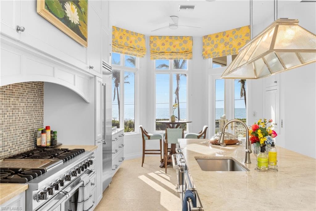 15735/737 Captiva DR, CAPTIVA FL 33924-15