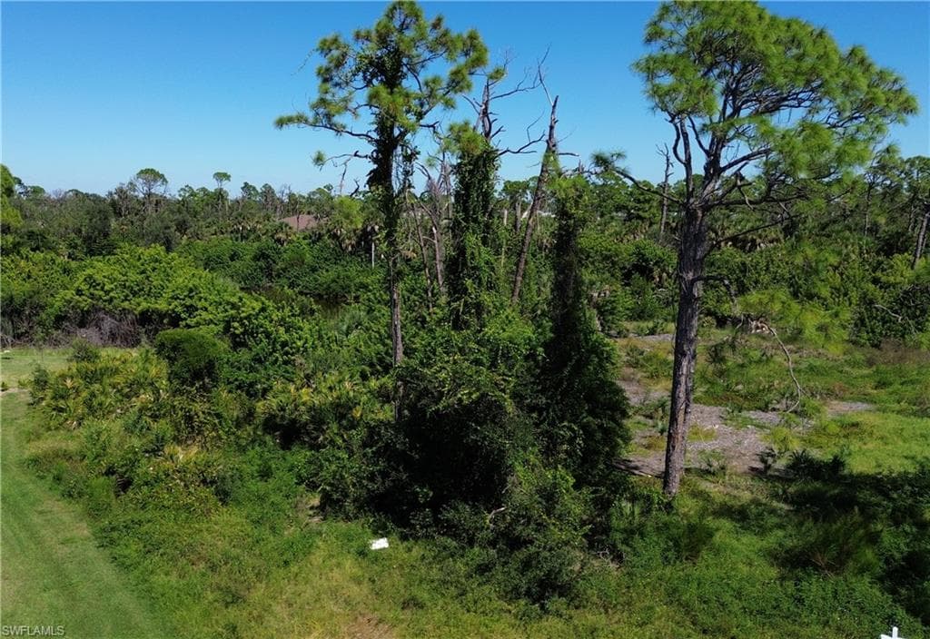 132 Glades DR, ROTONDA WEST FL 33947-1