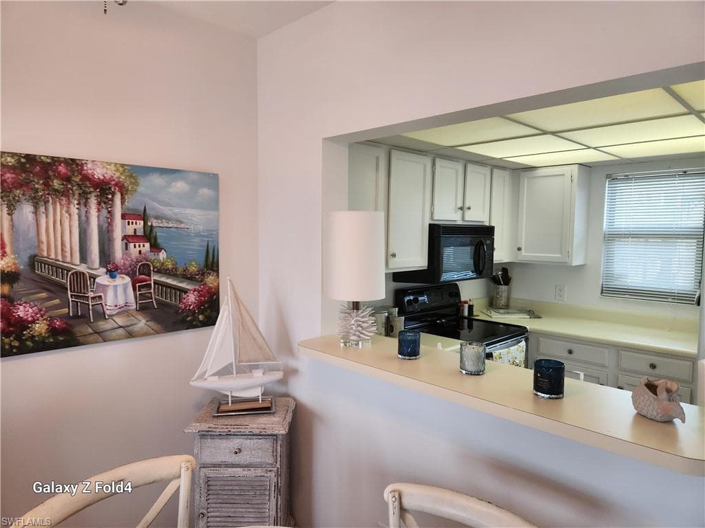 805 RIVER POINT DR # 307, NAPLES FL 34102-15