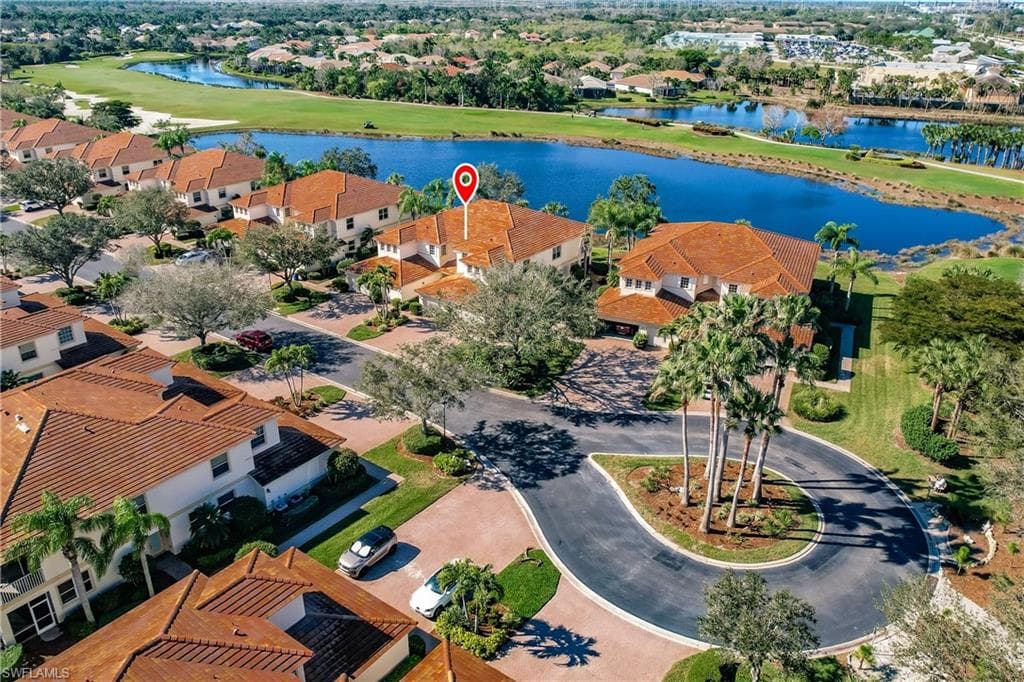 3011 Meandering WAY # 202, FORT MYERS FL 33905-42
