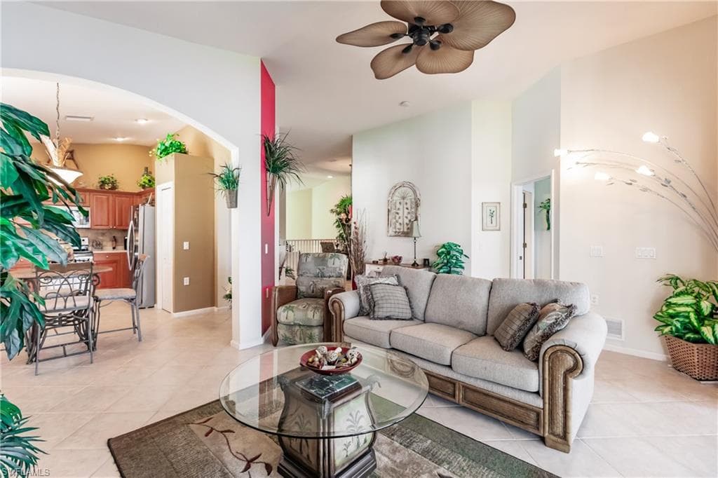 3011 Meandering WAY # 202, FORT MYERS FL 33905-9
