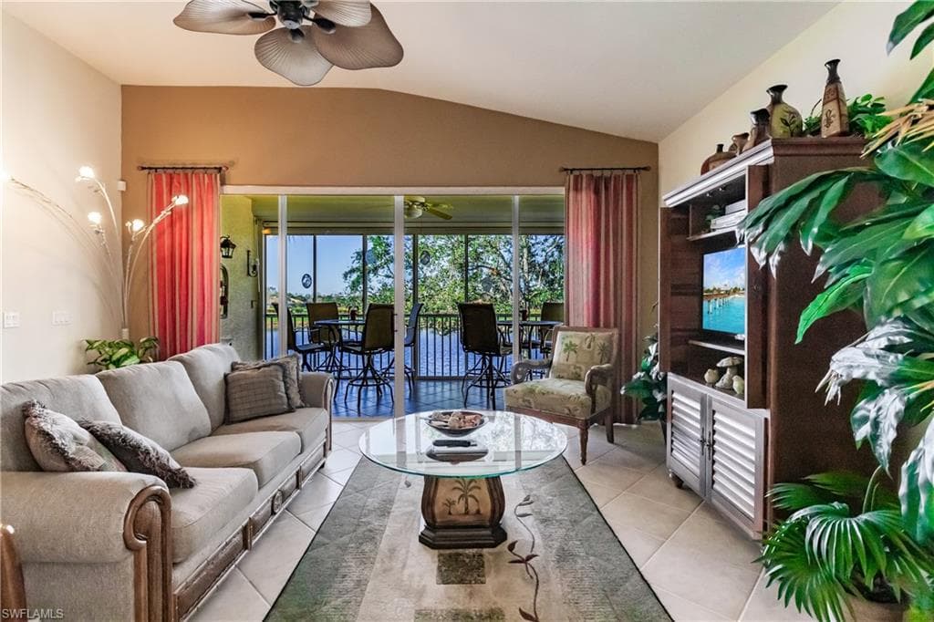 3011 Meandering WAY # 202, FORT MYERS FL 33905-10