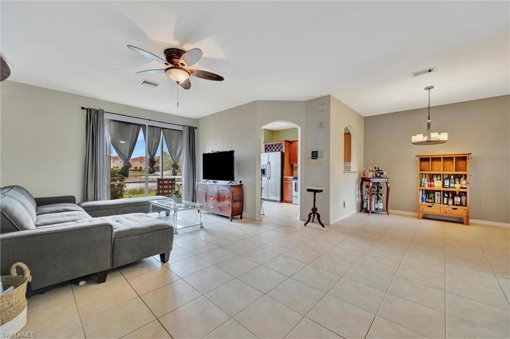 9808 Roundstone CIR, FORT MYERS FL 33967-10