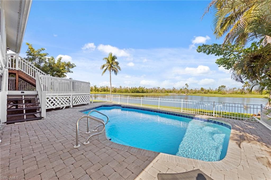 1558 Sand Castle RD, SANIBEL FL 33957-39