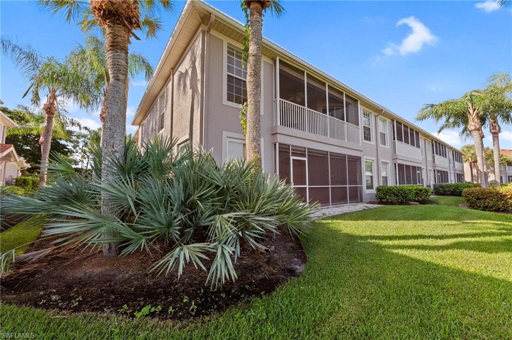 23600 Wisteria Pointe DR # 901, ESTERO FL 34135-22