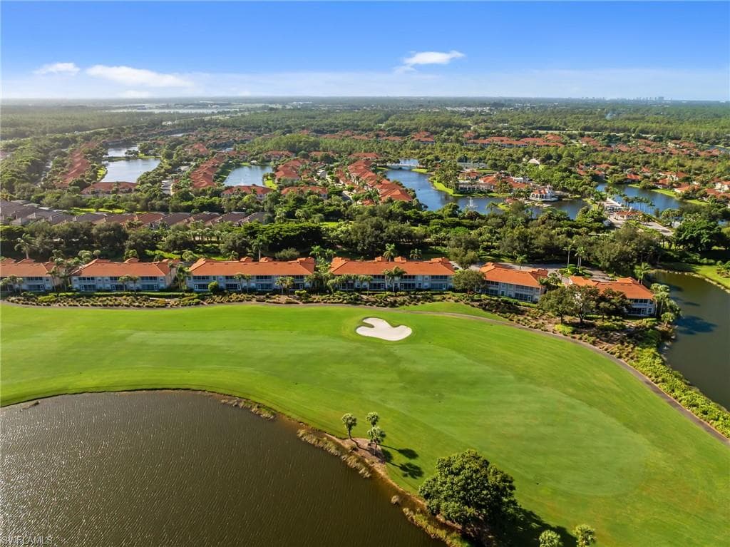 23600 Wisteria Pointe DR # 901, ESTERO FL 34135-25