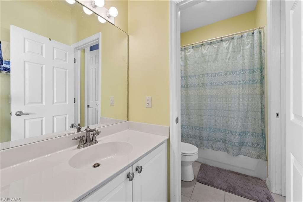 23600 Wisteria Pointe DR # 901, ESTERO FL 34135-18