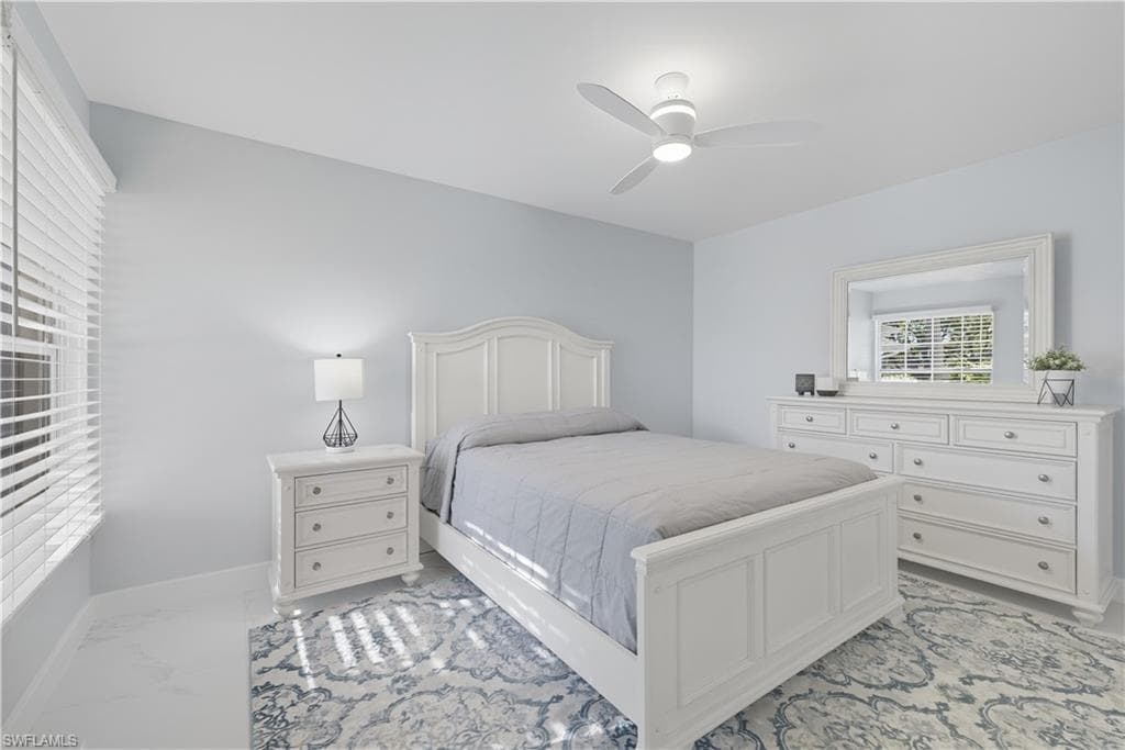 3605 Corinthian WAY, NAPLES FL 34105-16