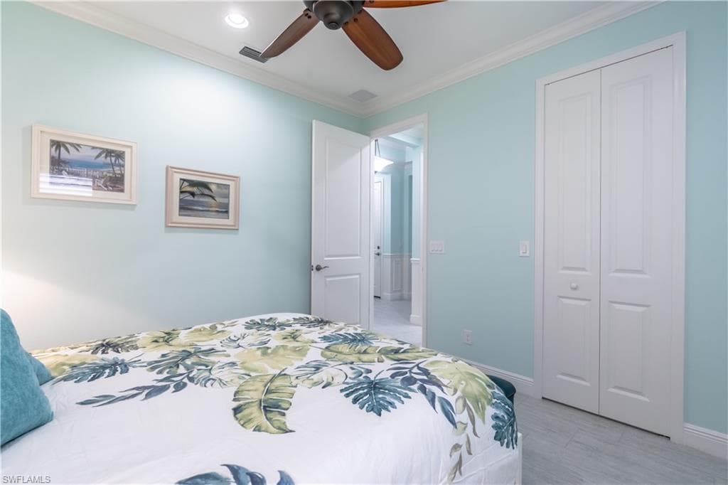 7590 Cypress Walk DR, FORT MYERS FL 33966-25