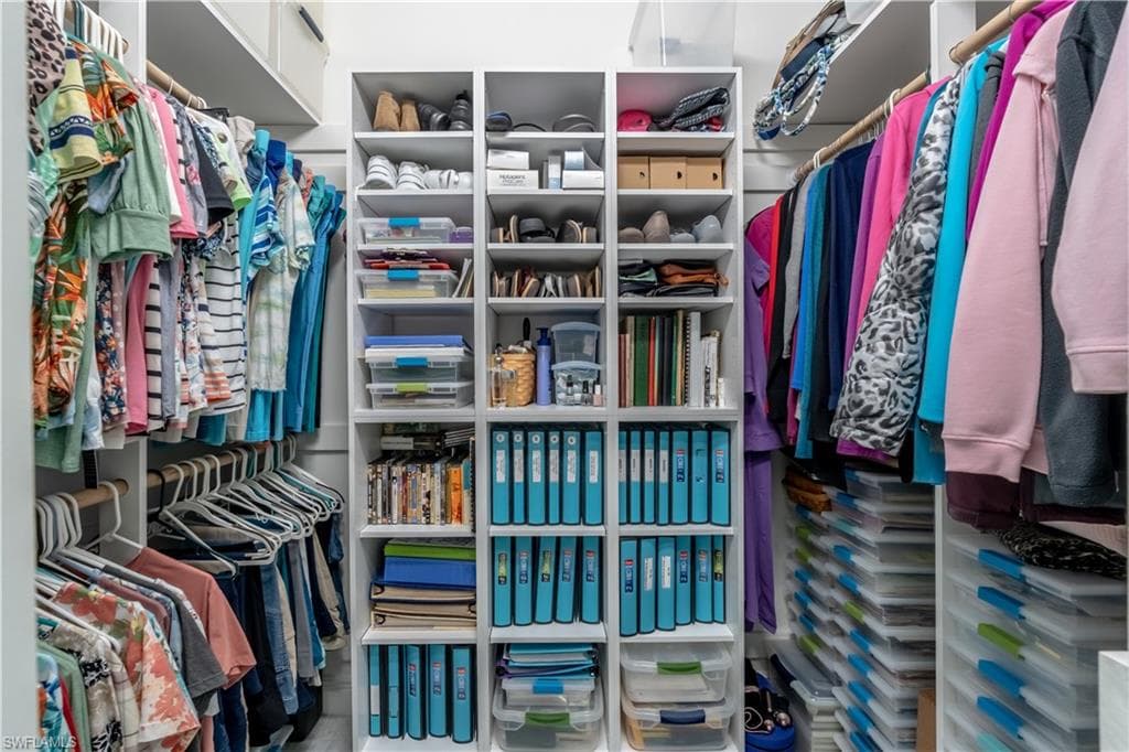 7590 Cypress Walk DR, FORT MYERS FL 33966-21