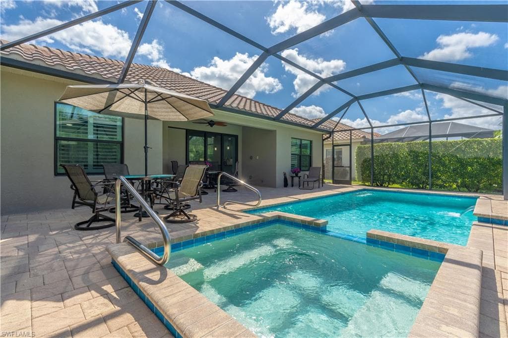 7590 Cypress Walk DR, FORT MYERS FL 33966-35