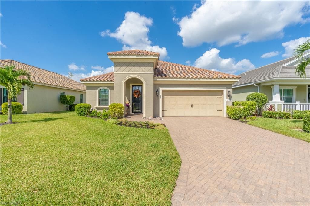 7590 Cypress Walk DR, FORT MYERS FL 33966-40