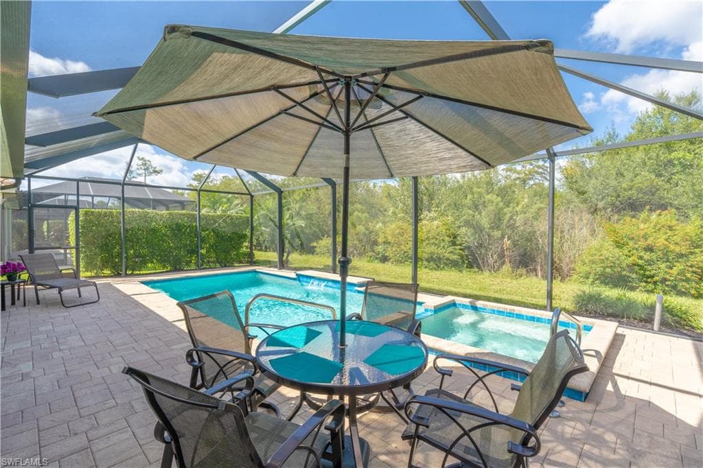 7590 Cypress Walk DR, FORT MYERS FL 33966-30