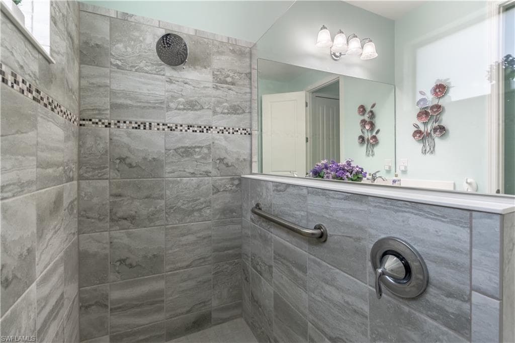 7590 Cypress Walk DR, FORT MYERS FL 33966-20