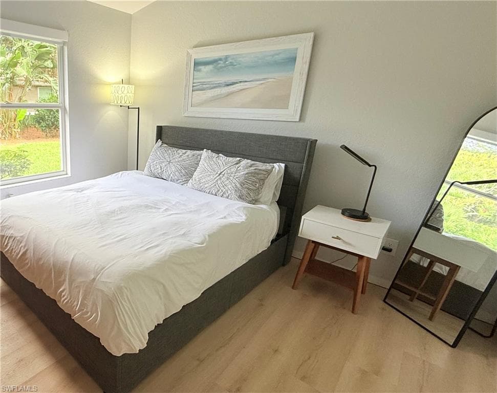 337 Emerald Bay CIR # U1, NAPLES FL 34110-19