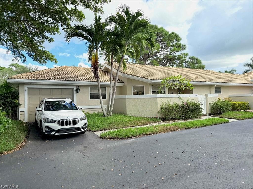 337 Emerald Bay CIR # U1, NAPLES FL 34110-23