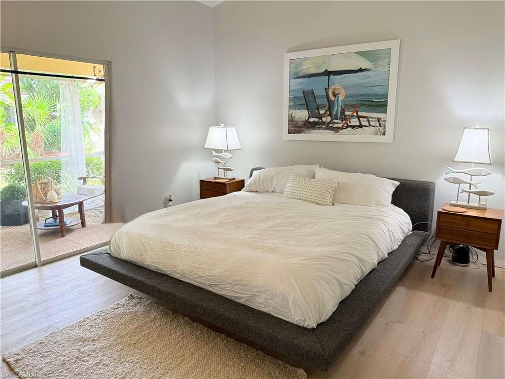 337 Emerald Bay CIR # U1, NAPLES FL 34110-14