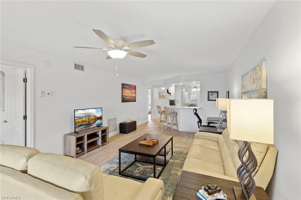 840 Gulf Pavillion DR # 103, NAPLES FL 34108-3