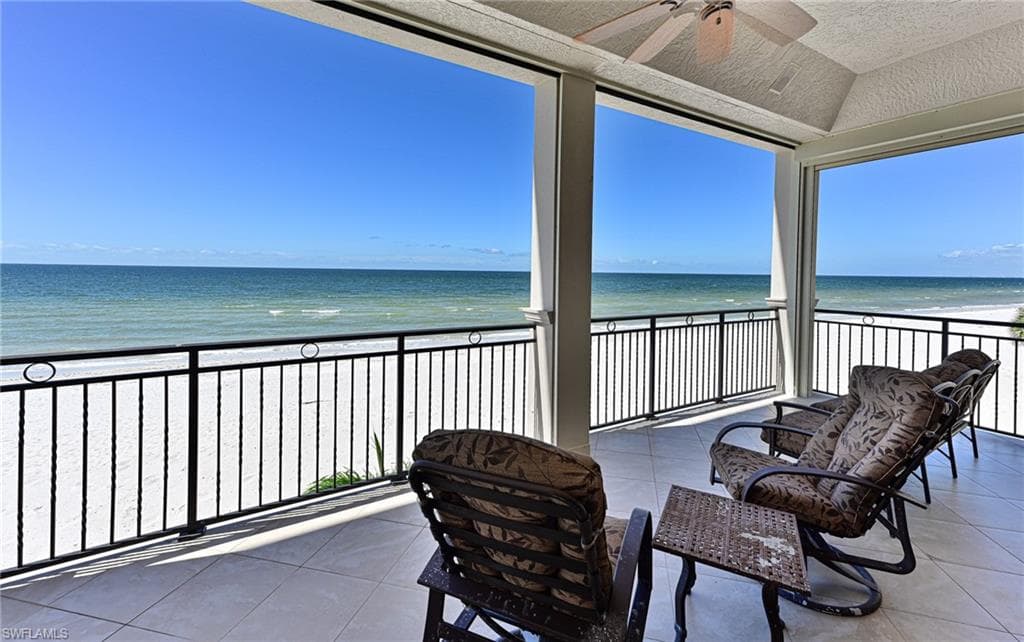 110 Saint Eustacius LN, BONITA SPRINGS FL 34134-6