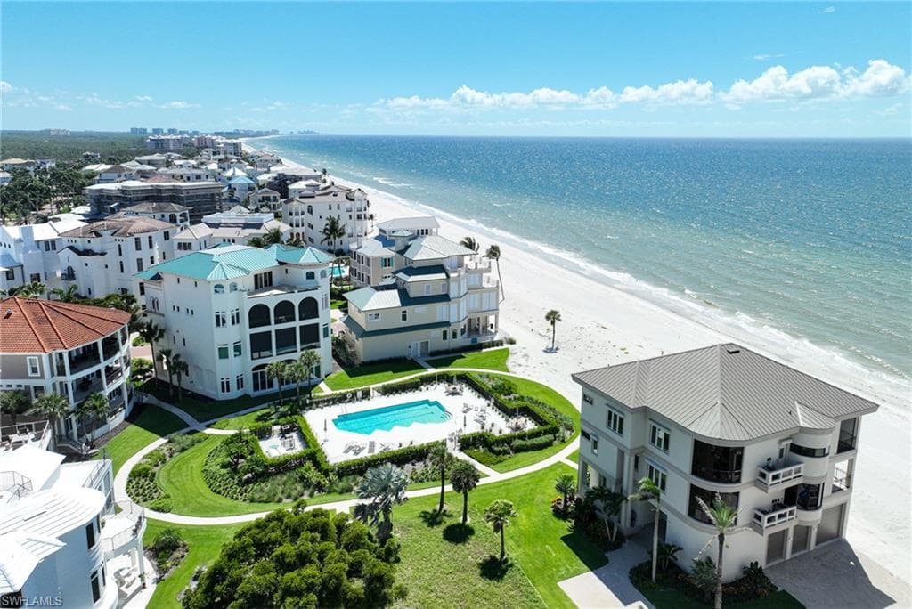 110 Saint Eustacius LN, BONITA SPRINGS FL 34134-31