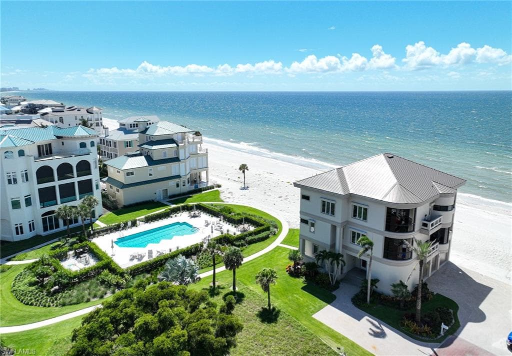 110 Saint Eustacius LN, BONITA SPRINGS FL 34134-30