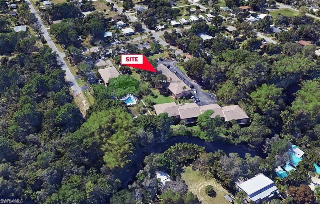27249 Pullen AVE # 4, BONITA SPRINGS FL 34135-1