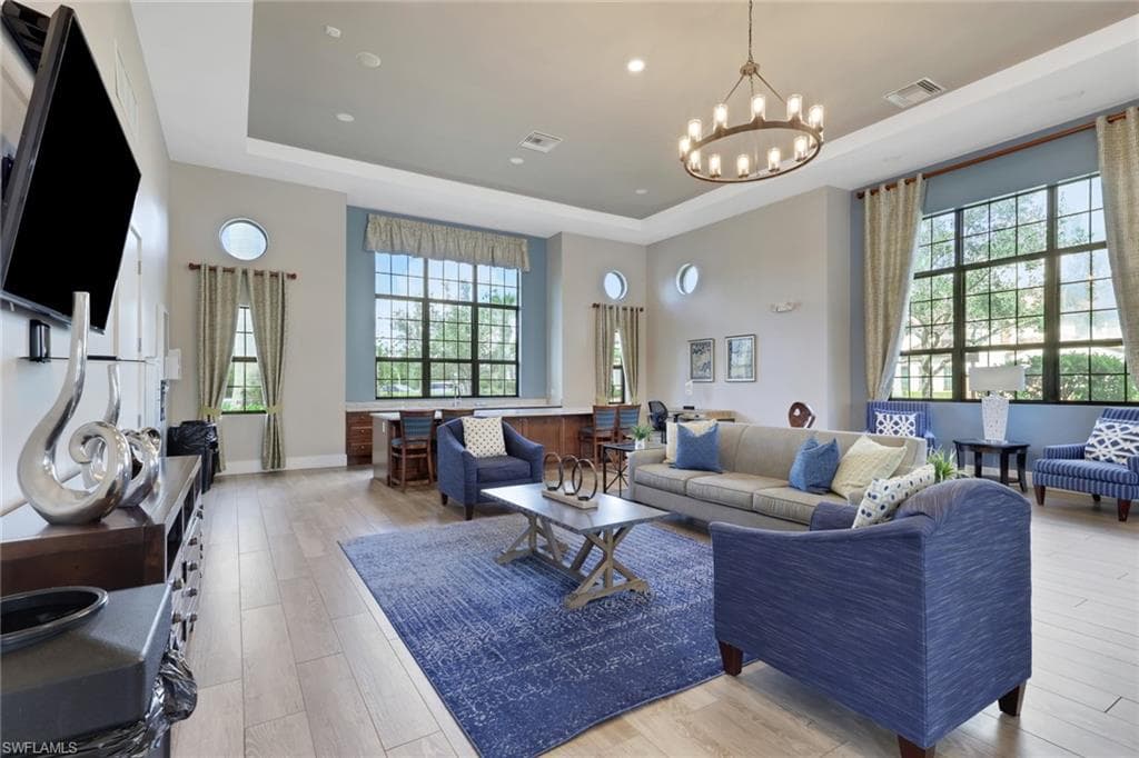 15161 Palmer Lake CIR # 202, NAPLES FL 34109-26