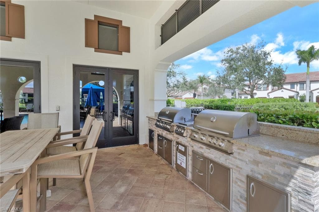 15161 Palmer Lake CIR # 202, NAPLES FL 34109-33