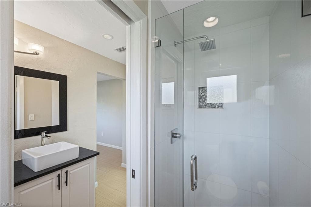 9757 Berkshire ST, NAPLES FL 34109-23