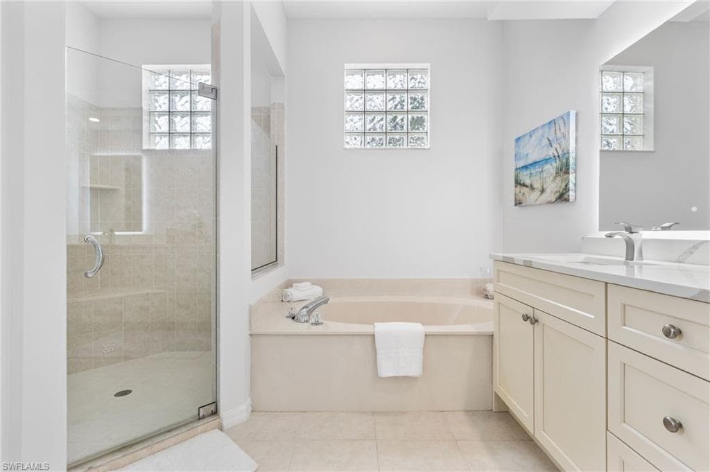 12756 Kedleston CIR, FORT MYERS FL 33912-8