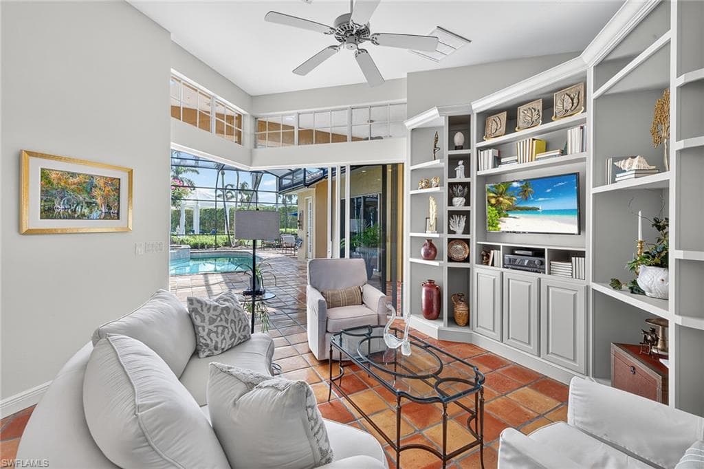 556 Eagle Creek DR, NAPLES FL 34113-22