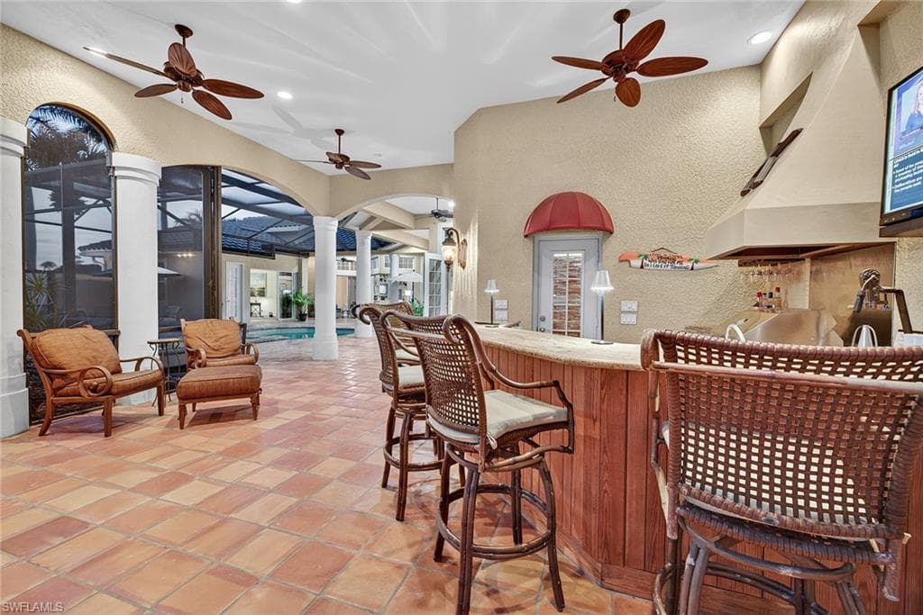 556 Eagle Creek DR, NAPLES FL 34113-12