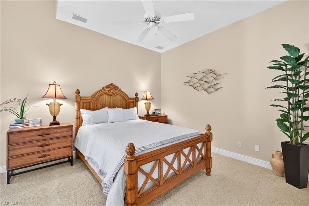 556 Eagle Creek DR, NAPLES FL 34113-37
