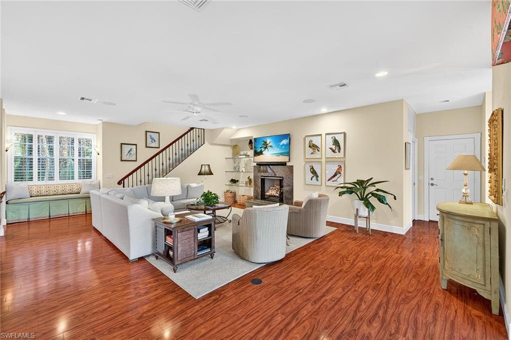 556 Eagle Creek DR, NAPLES FL 34113-7