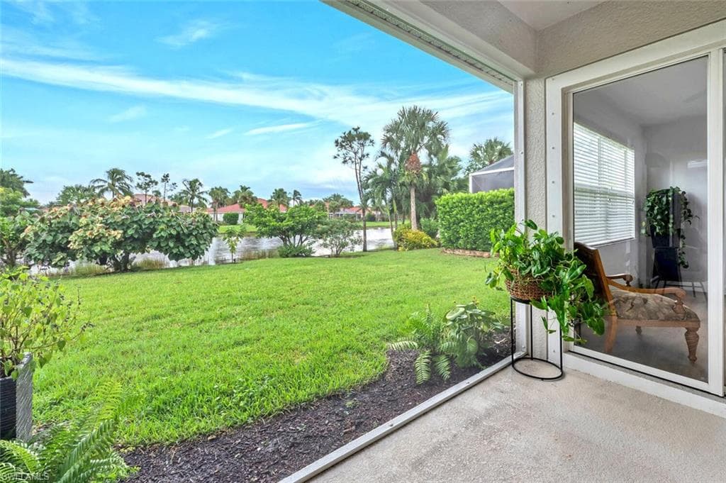 14095 Mirror CT, NAPLES FL 34114-26