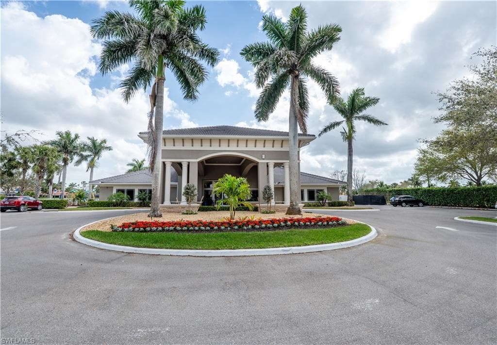 14095 Mirror CT, NAPLES FL 34114-33