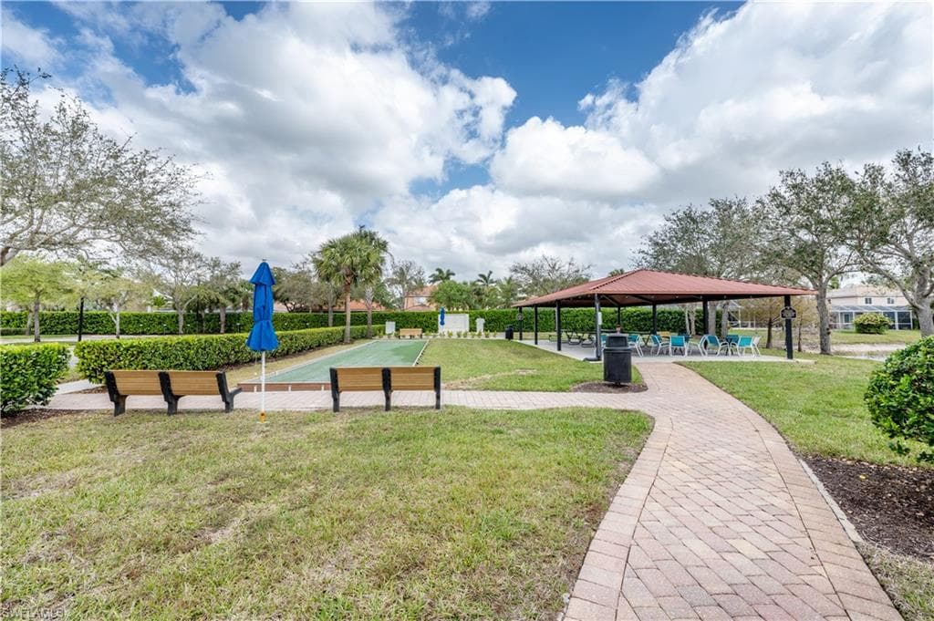 14095 Mirror CT, NAPLES FL 34114-37